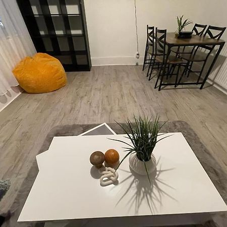 Stunning 2 Bedroom On Tower Bridge Londen Buitenkant foto