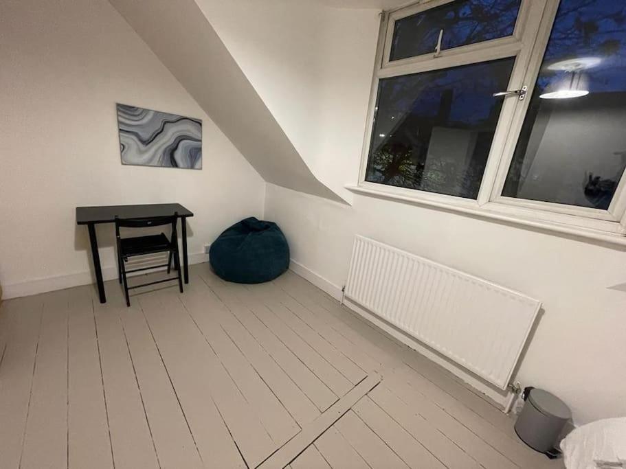 Stunning 2 Bedroom On Tower Bridge Londen Buitenkant foto