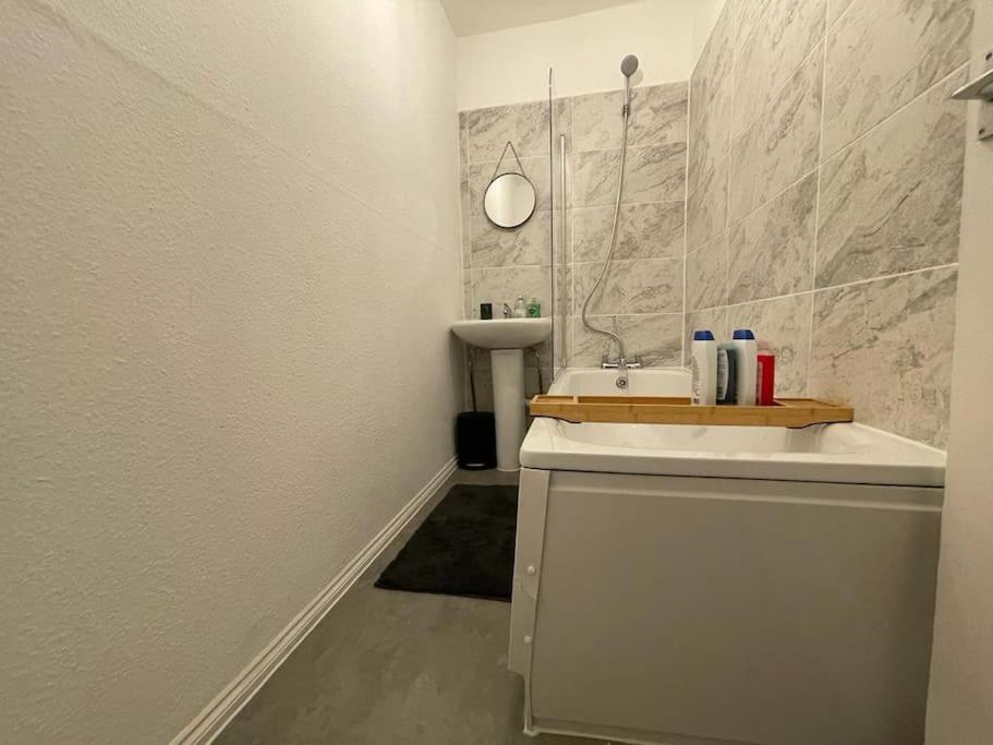 Stunning 2 Bedroom On Tower Bridge Londen Buitenkant foto